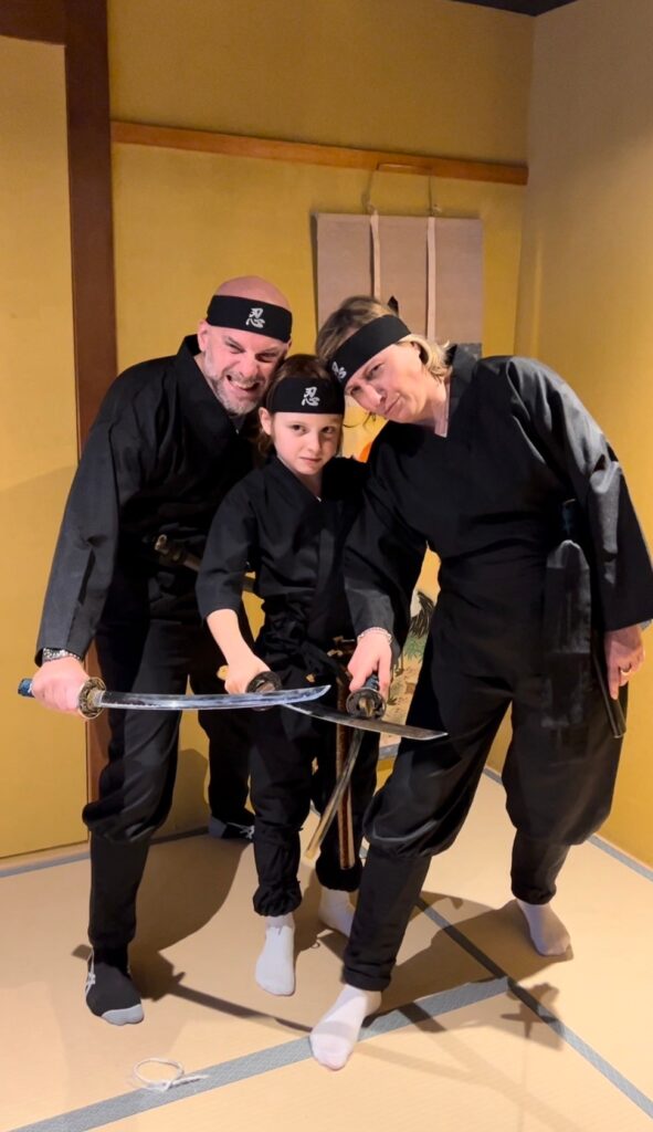 kyoto-katana-family2