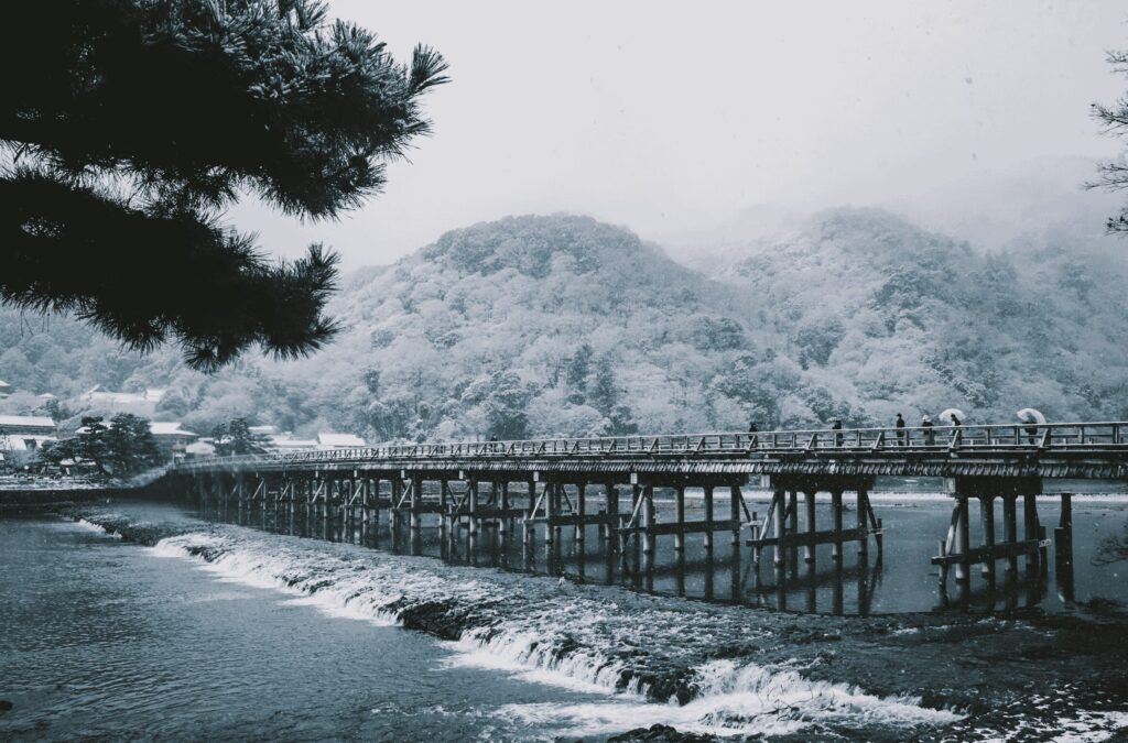 togetsukyo-bridge-winter
