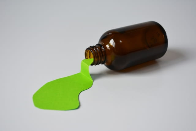 poison yakubutsu